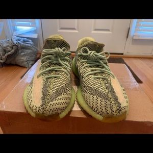 Yeezy 350 volt